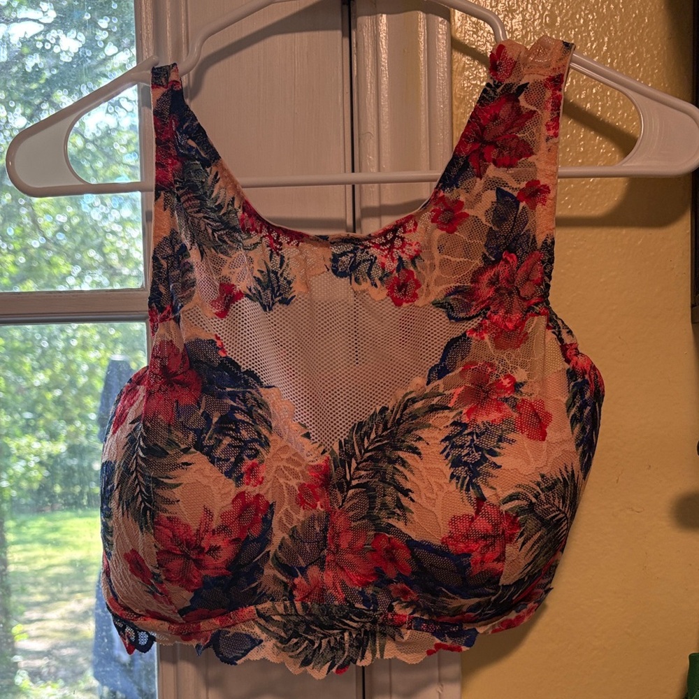 PINK Victoria's Secret Floral Lace Bra - Red and Blue